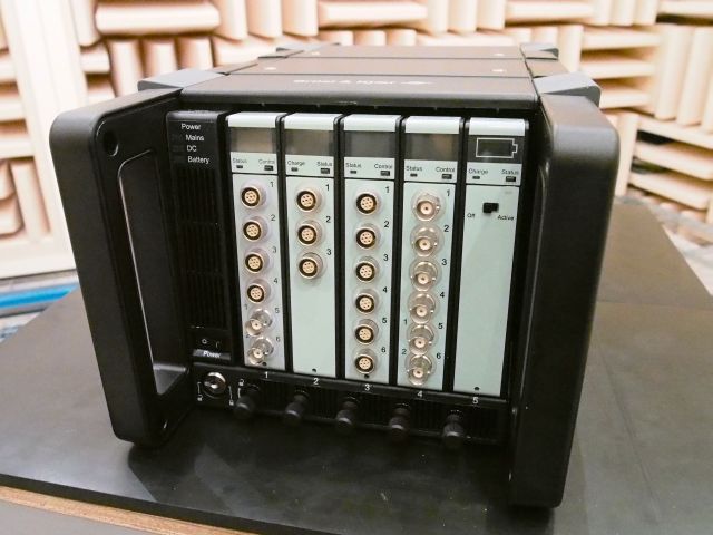 音響解析装置の写真1