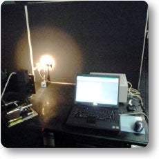 発光分光装置の写真